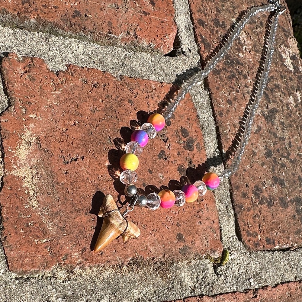 Beaded Shark Tooth Necklace in Neon Pink & Yellow